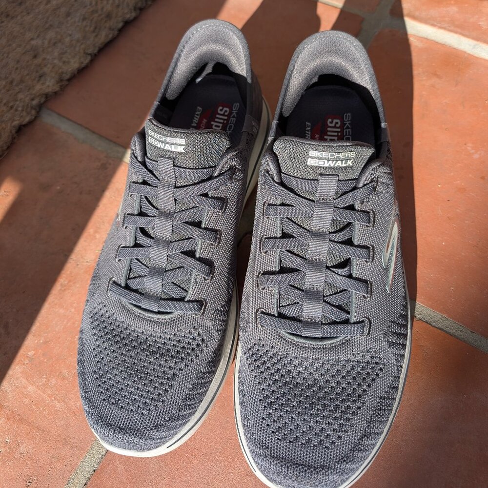 Skechers Go Walk Extra Wide Slip-Ins, size 12